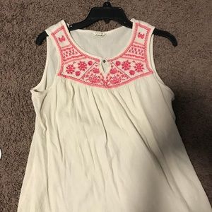 Embroidered Tanktop